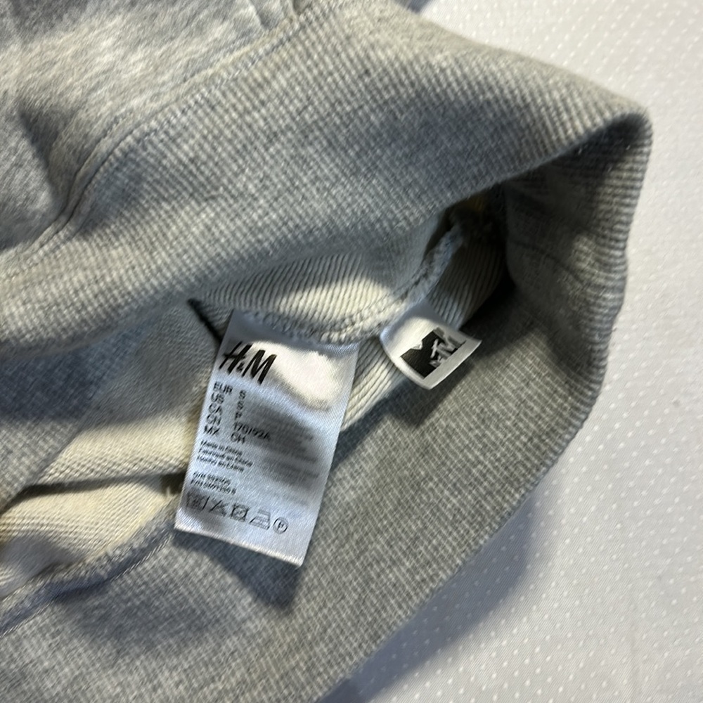 H&Moschino MTV Hoodie Moschino H&M Rare Small Like New NWOT Sweatshirt - Picture 4 of 7